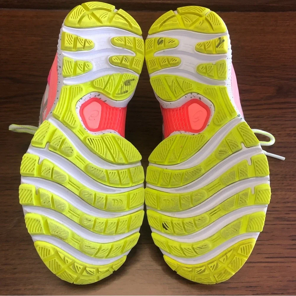 Asics Gel-Nimbus 22 Girl’s White/Pink Sneakers Size 5 - Picture 12 of 13